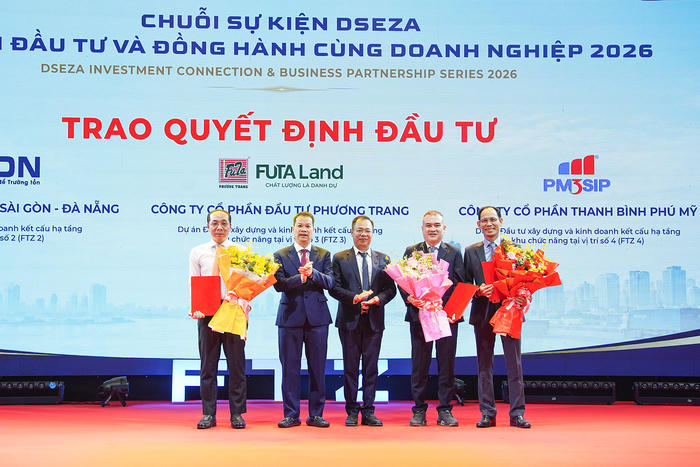 Đà Nẵng: Trao chấp thuận chủ trương, giấy chứng nhận đầu tư 3 khu thương mại tự do