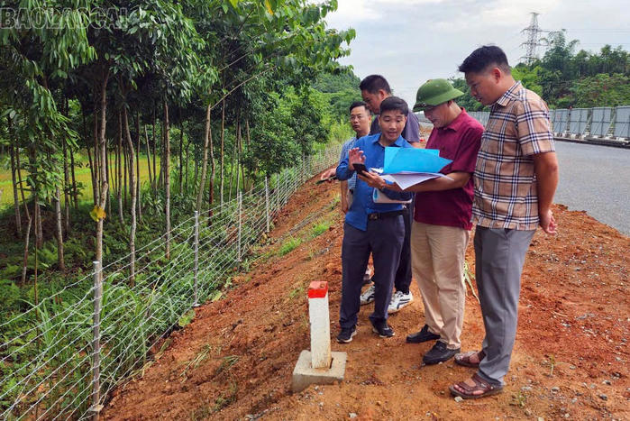 Khẩn trương giải phóng mặt bằng Dự án đường sắt Lào Cai - Hà Nội - Hải Phòng Khẩn trương giải phóng mặt bằng Dự án đường sắt Lào Cai - Hà Nội - Hải Phòng