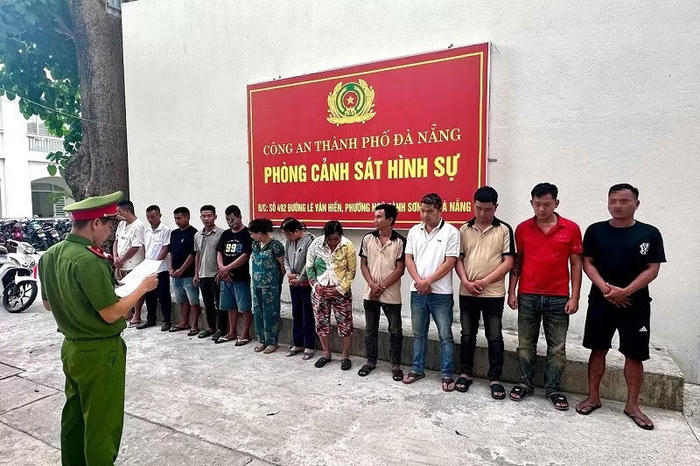 Triệt phá nhiều đường dây cá độ trên không gian mạng