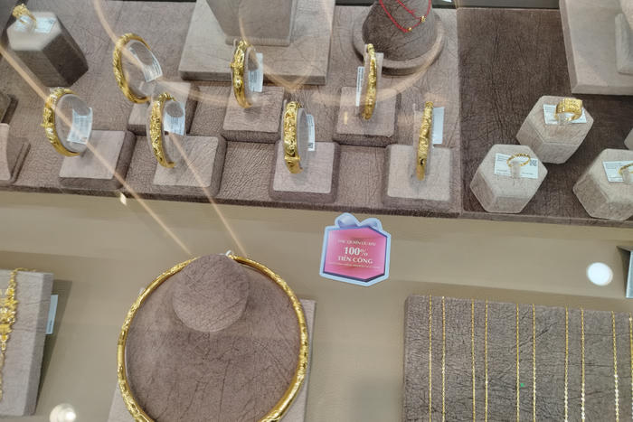 Giá vàng sáng 22/6 tăng nhẹ, tiến sát mốc 149 triệu đồng/lượng