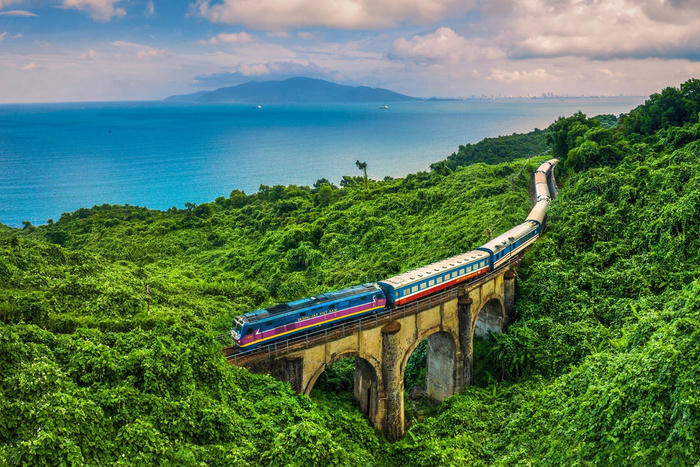 Dự kiến đưa tàu du lịch Huế - Phong Nha vào khai thác từ ngày 1/9 Dự kiến đưa tàu du lịch Huế - Phong Nha vào khai thác từ ngày 1/9