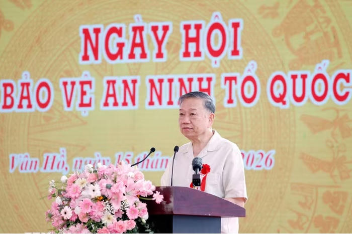 Tổng Bí thư, Chủ tịch nước: Tạo môi trường an ninh, an toàn vì cuộc sống bình yên, hạnh phúc của nhân dân Tổng Bí thư, Chủ tịch nước: Tạo môi trường an ninh, an toàn vì cuộc sống bình yên, hạnh phúc của nhân dân