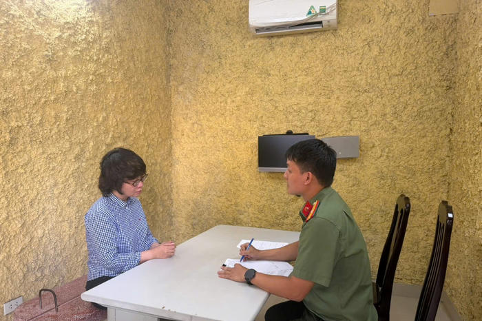 Liên quan cuốn sách "Chuyện với Thanh": Khởi tố, bắt tạm giam thêm 3 đối tượng