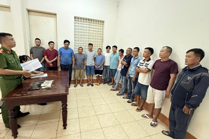 Đắk Lắk triệt xóa 3 đường dây cá độ bóng đá mùa World Cup, giao dịch gần 200 tỷ đồng