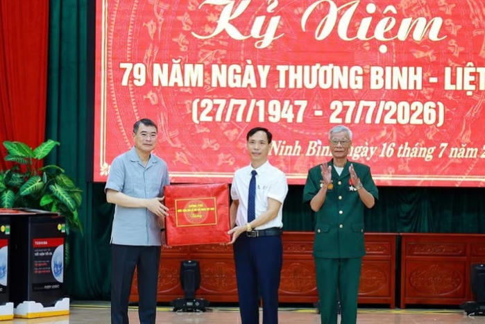 Thủ tướng: Tiếp nối truyền thống "uống nước nhớ nguồn," chăm lo tốt hơn cho người có công