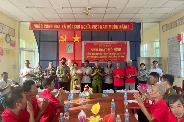 Vì bình yên phum, sóc Khmer