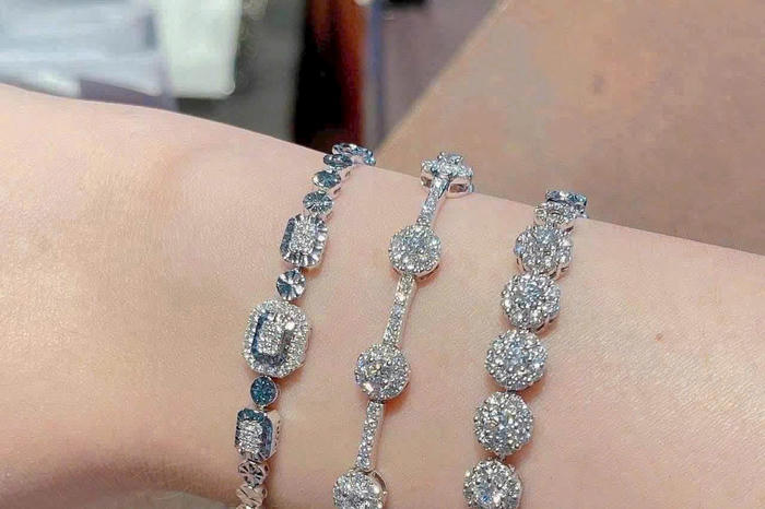 Giá vàng sáng nay giảm mạnh, vàng SJC còn 140 triệu đồng/lượng