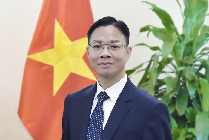 Đổi mới công tác đối ngoại nhân dân, kiến tạo sức mạnh tổng hợp của nền ngoại giao Việt Nam Đổi mới công tác đối ngoại nhân dân, kiến tạo sức mạnh tổng hợp của nền ngoại giao Việt Nam