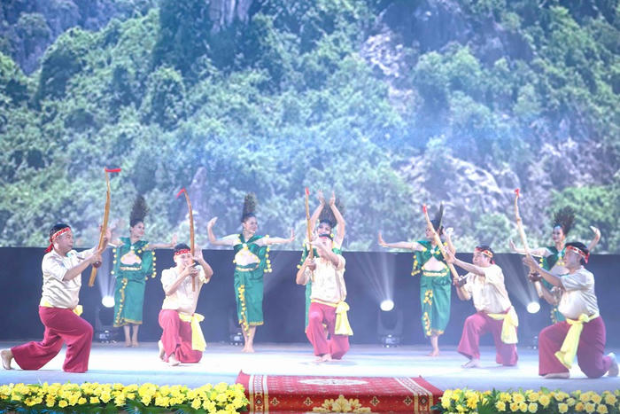 Thúc đẩy các chương trình du lịch “Một hành trình, ba điểm đến” 