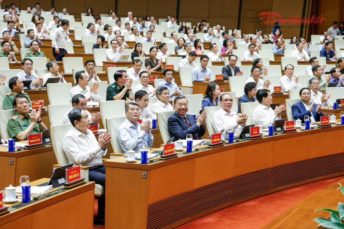 [Ảnh] Lãnh đạo Đảng, Nhà nước dự Hội nghị toàn quốc quán triệt và triển khai thực hiện Nghị quyết Hội nghị Trung ương 3