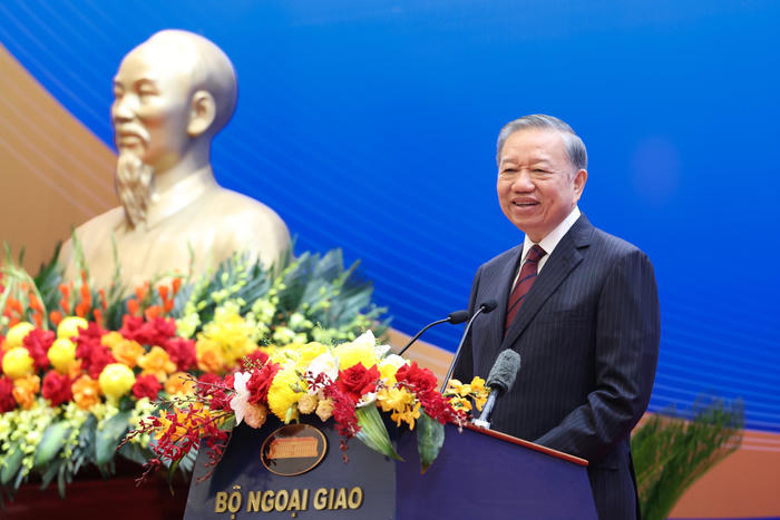 Đưa ngoại giao phục vụ phát triển đi vào chiều sâu, lấy hiệu quả thực chất làm thước đo Đưa ngoại giao phục vụ phát triển đi vào chiều sâu, lấy hiệu quả thực chất làm thước đo