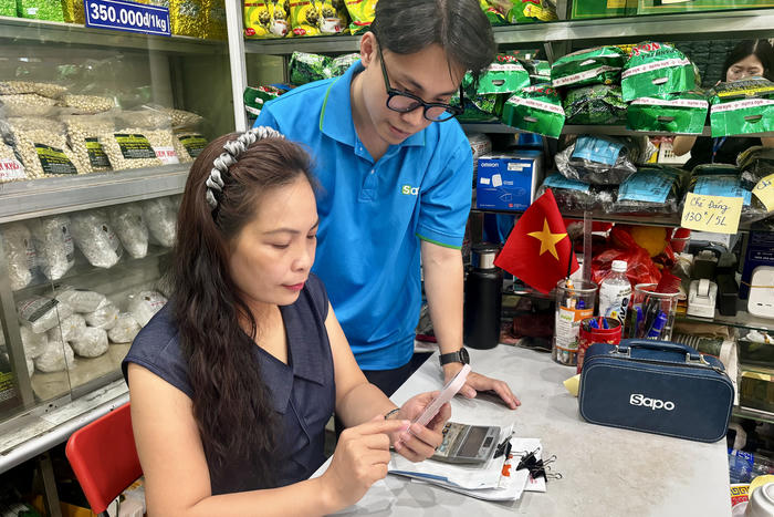 Bộ Tài chính: Hộ kinh doanh không bắt buộc ghi chép sổ kế toán bằng tay