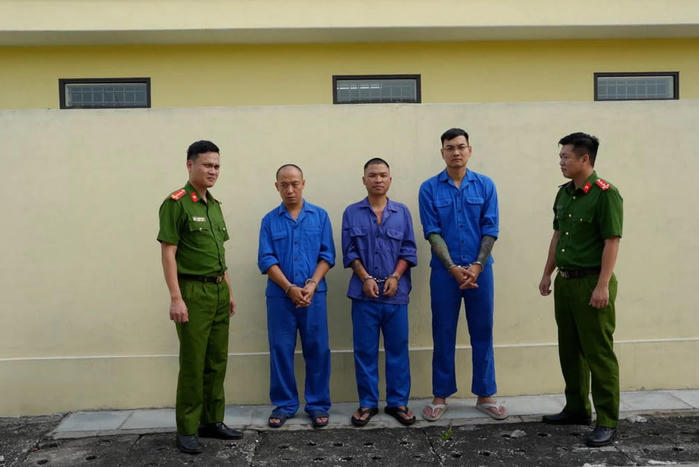 Khởi tố Khánh Sky, Hồ Văn Khoa và TikToker Vua Quạt liên quan vụ livestream gây rối Khởi tố Khánh Sky, Hồ Văn Khoa và TikToker Vua Quạt liên quan vụ livestream gây rối