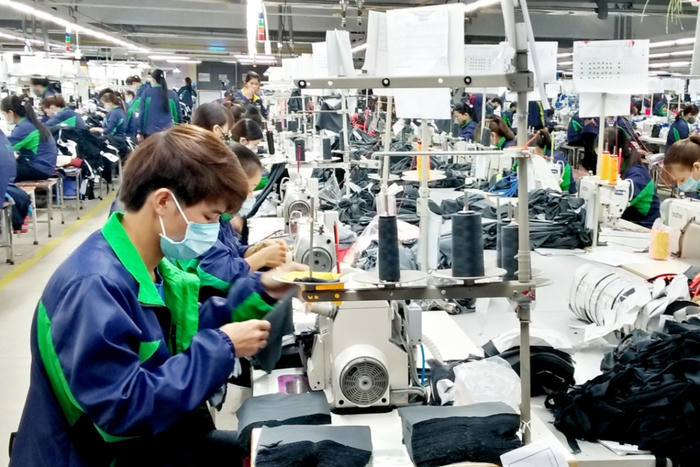 Doanh nghiệp điện tử đề xuất tăng trần giờ làm thêm