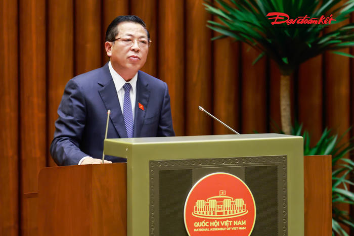 Bộ trưởng Bộ Xây dựng: Sẽ nghiên cứu công cụ thuế, tín dụng để kiểm soát đầu cơ