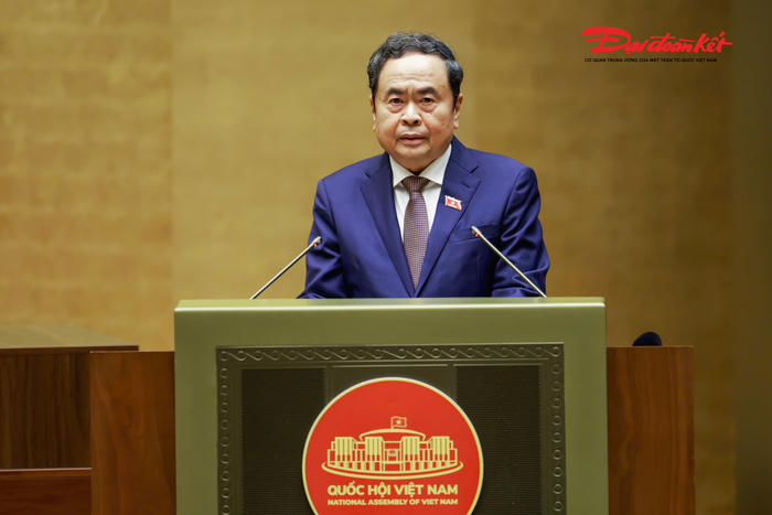 Chủ tịch Quốc hội: Không trông chờ, đùn đẩy để người dân, doanh nghiệp phải chờ đợi