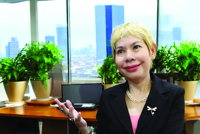 Nhà phê bình/ TS Hà Thanh Vân: Muốn ra thế giới, phải trở về sâu sắc với chính mình Nhà phê bình/ TS Hà Thanh Vân: Muốn ra thế giới, phải trở về sâu sắc với chính mình