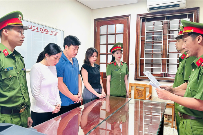 Thanh Hóa: Khởi tố 3 người sản xuất, buôn bán thuốc đông y giả