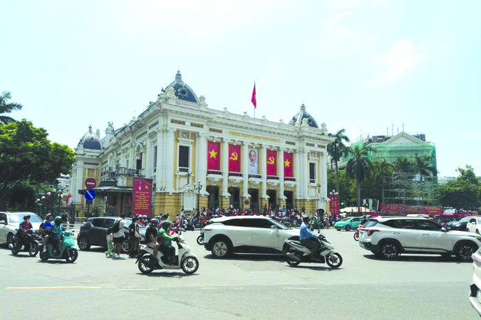 Từ mùa Thu độc lập
