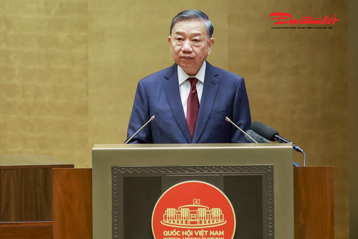 Phát biểu của Tổng Bí thư, Chủ tịch nước Tô Lâm tại Hội nghị toàn quốc nghiên cứu, học tập, quán triệt và triển khai thực hiện một số nghị quyết, chỉ thị của Bộ Chính trị Phát biểu của Tổng Bí thư, Chủ tịch nước Tô Lâm tại Hội nghị toàn quốc nghiên cứu, học tập, quán triệt và triển khai thực hiện một số nghị quyết, chỉ thị của Bộ Chính trị