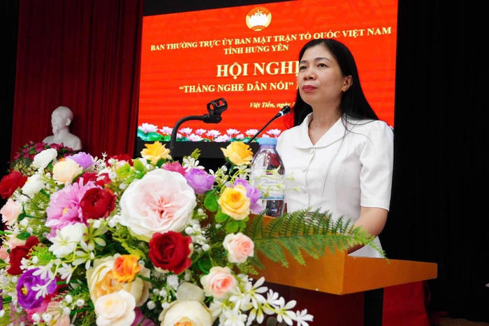“Nghe dân nói” đi liền với “làm cho dân thấy” “Nghe dân nói” đi liền với “làm cho dân thấy”