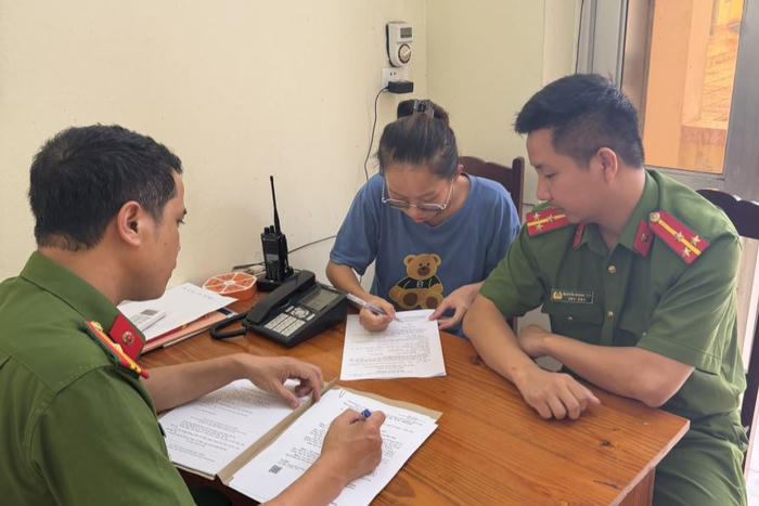 Phú Thọ: Khởi tố nhân viên nhà thuốc tham ô hơn 356 triệu đồng Phú Thọ: Khởi tố nhân viên nhà thuốc tham ô hơn 356 triệu đồng