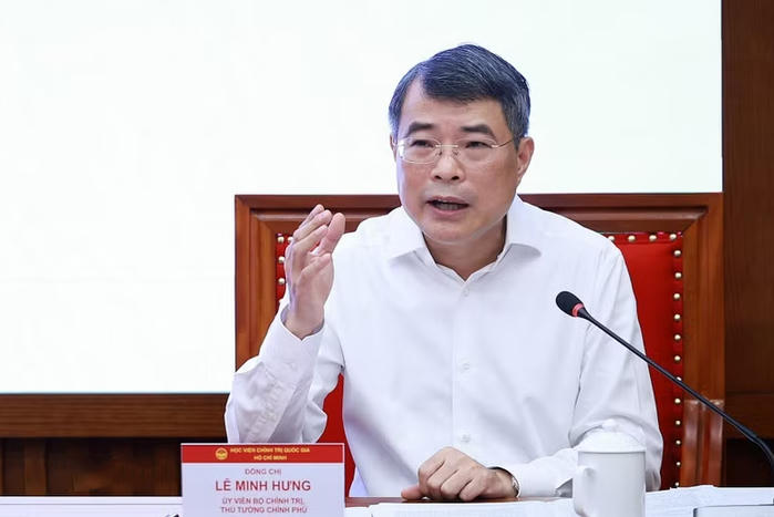 Thủ tướng Lê Minh Hưng trao đổi Chuyên đề về nâng cao năng lực điều hành của Chính phủ