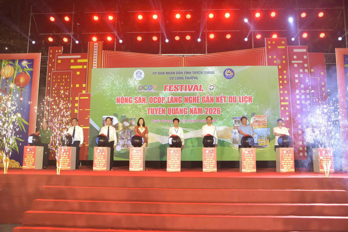 Tuyên Quang khai hội Festival nông sản, OCOP, làng nghề gắn kết du lịch Tuyên Quang khai hội Festival nông sản, OCOP, làng nghề gắn kết du lịch