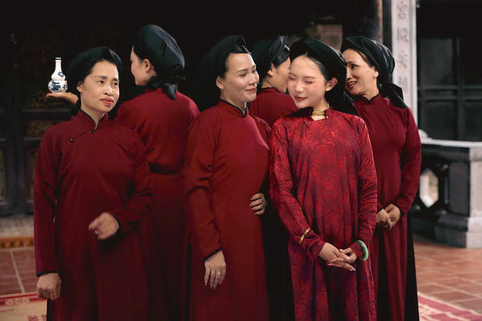 MV “Thử lòng quân tử” tìm về cội nguồn văn hóa Việt qua hát Xoan MV “Thử lòng quân tử” tìm về cội nguồn văn hóa Việt qua hát Xoan