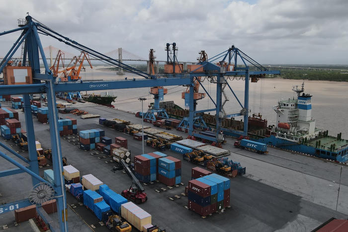 Gỡ “nút thắt” kết nối trong logistics 