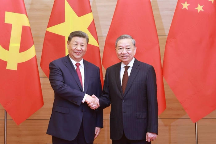Điện mừng kỷ niệm 77 năm ngày thành lập nước Cộng hòa nhân dân Trung Hoa