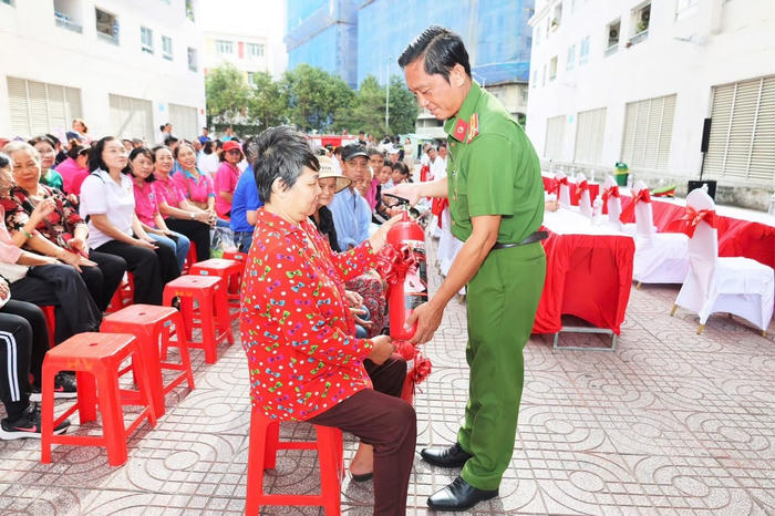 Từ sức dân đến những mô hình tự quản, sáng tạo