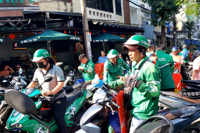 Người làm việc trên nền tảng số: Có nên tham gia bảo hiểm xã hội bắt buộc? 