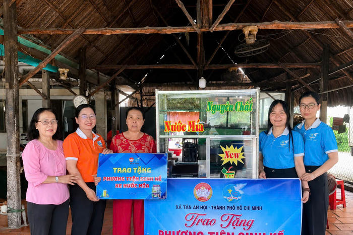 Hướng tới Tháng cao điểm vì người nghèo: Từ những điểm tựa an sinh đến cơ hội vươn lên Hướng tới Tháng cao điểm vì người nghèo: Từ những điểm tựa an sinh đến cơ hội vươn lên