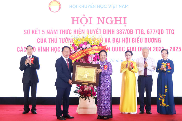 Hình thành hệ sinh thái học tập suốt đời linh hoạt, dễ tiếp cận