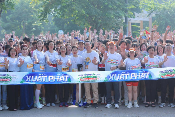 Gần 2.000 người tham gia giải chạy lan tỏa thông điệp sống xanh, không khói thuốc Gần 2.000 người tham gia giải chạy lan tỏa thông điệp sống xanh, không khói thuốc