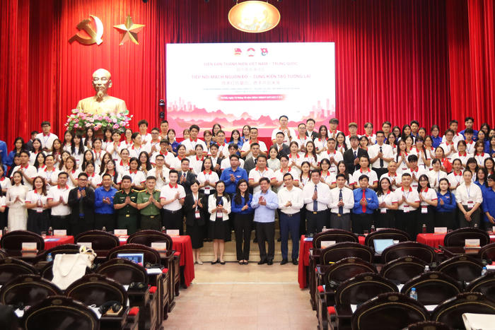 Thanh niên Việt - Trung tiếp nối mạch nguồn đỏ, kiến tạo tương lai