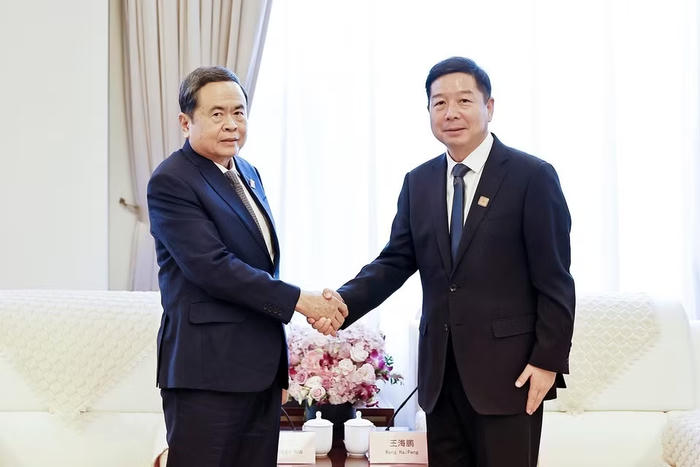 Chủ tịch Quốc hội Trần Thanh Mẫn tiếp Bí thư Thành ủy Diên An