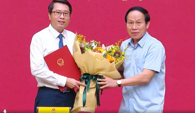 Thủ tướng bổ nhiệm Phó Chủ nhiệm Văn phòng Chính phủ
