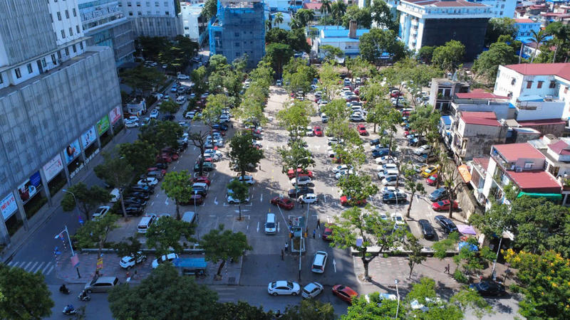 [SHORT] Bãi đỗ xe miễn phí trung tâm Hải Phòng kín chỗ sau 3 giờ mở cửa trở lại