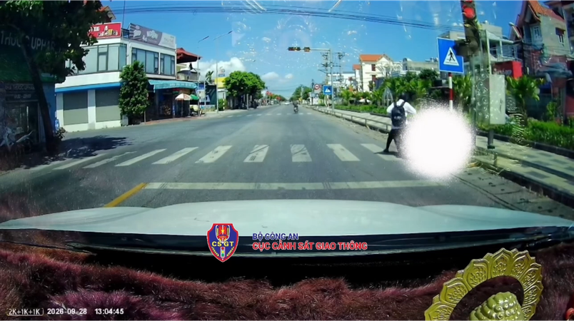 [SHORT] Dù đã được học về ATGT, nhưng học sinh vẫn không tuân thủ

