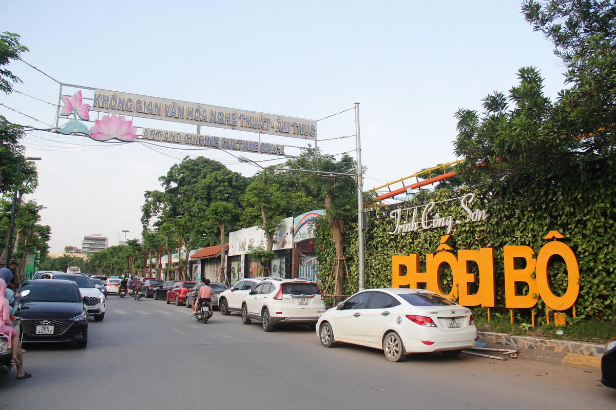 Tuyến phố đi bộ Trịnh Công Sơn không hấp dẫn người dân.