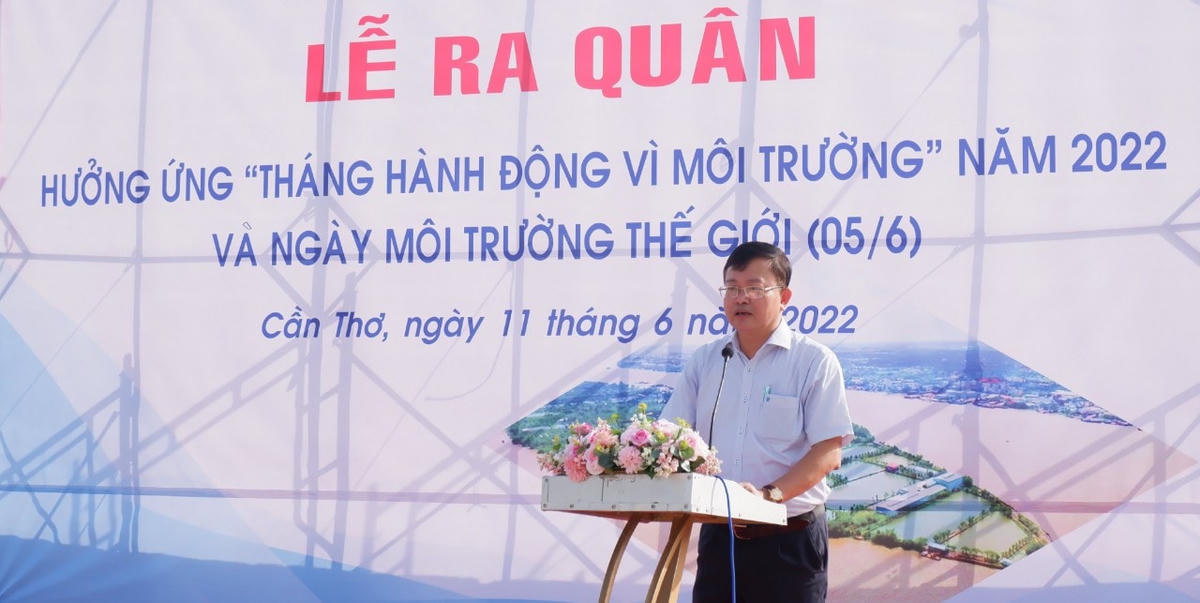 Chủ tịch Uỷ ban MTTQ Việt Nam TP Cần Thơ Nguyễn Trung Nhân phát biểu tại lễ phát động.