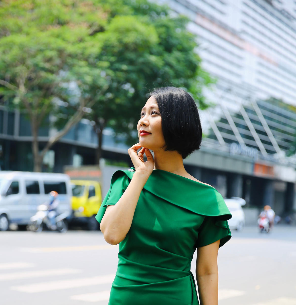 Nhà văn Phương Huyền.  