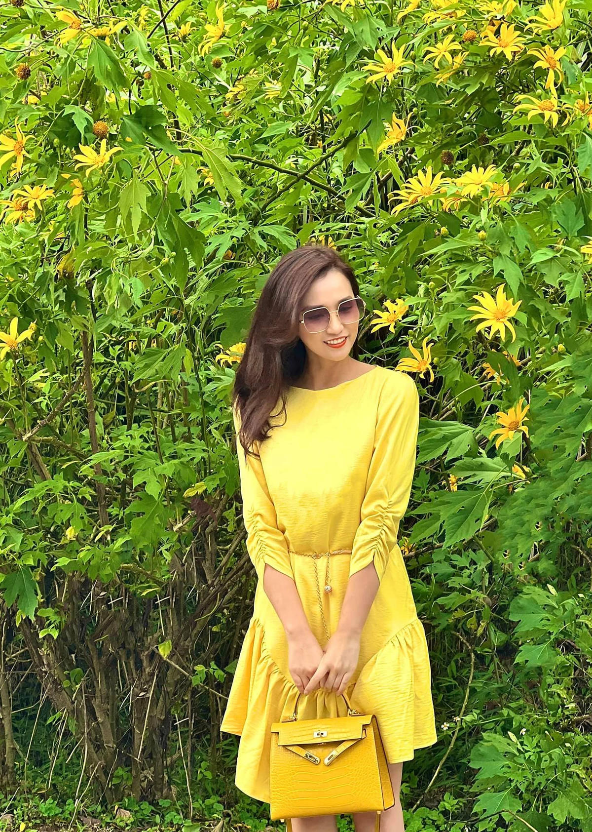 Lã Thanh Huyền có cuộc sống hôn nhân viên mãn với chồng doanh nhân kém 12 tuổi. 