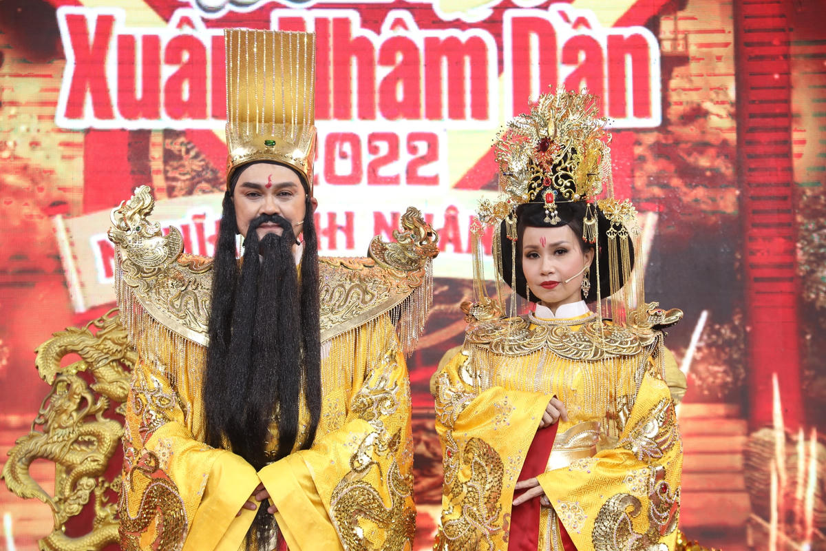 Táo Xuân quy tụ nhiều gương mặt gạo cội, nổi tiếng miền Nam. 