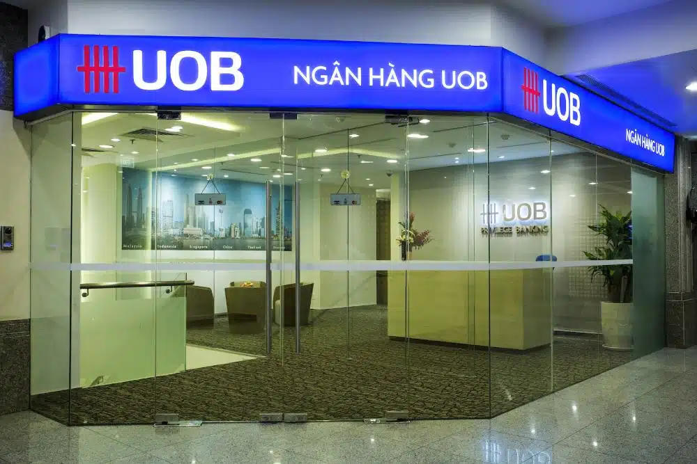 UOB hoàn tất việc mua lại mảng tiêu dùng của Citigroup tại Việt Nam.