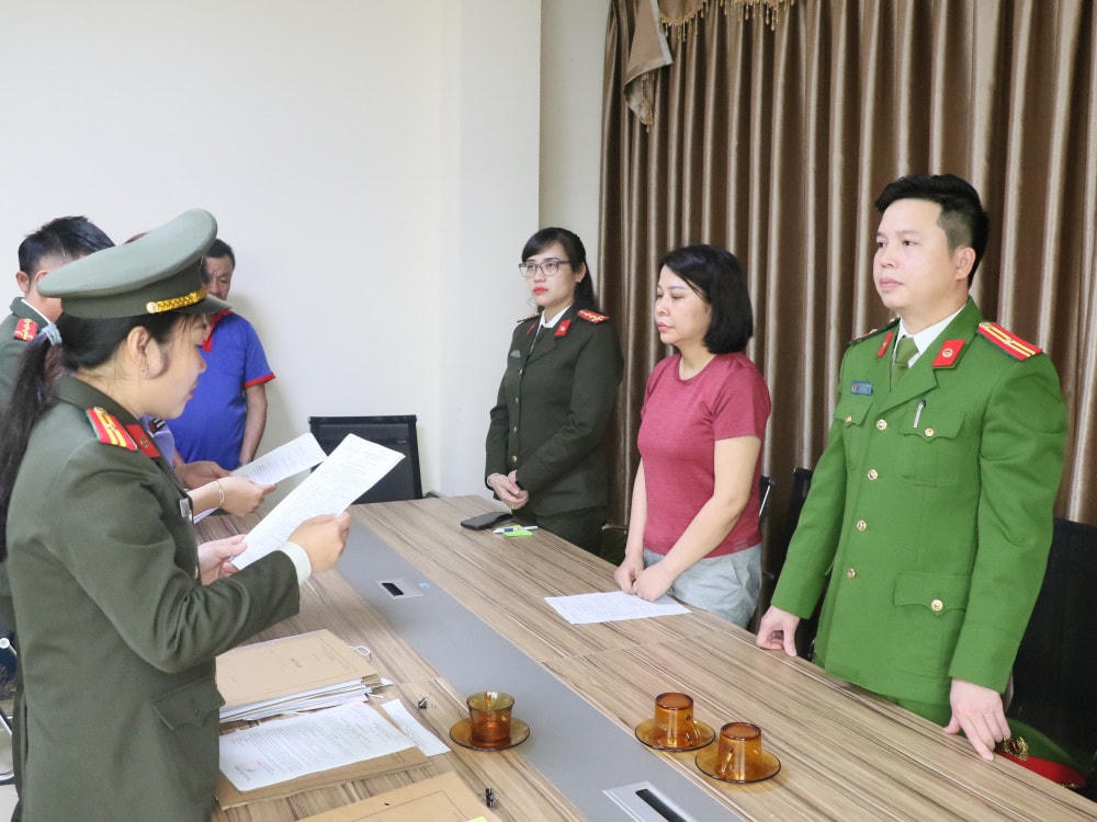 Khởi tố bị can Nguyễn Thanh Thuỷ (42 tuổi) - Giám đốc Công ty cổ phần CNTT Lam Hồng.