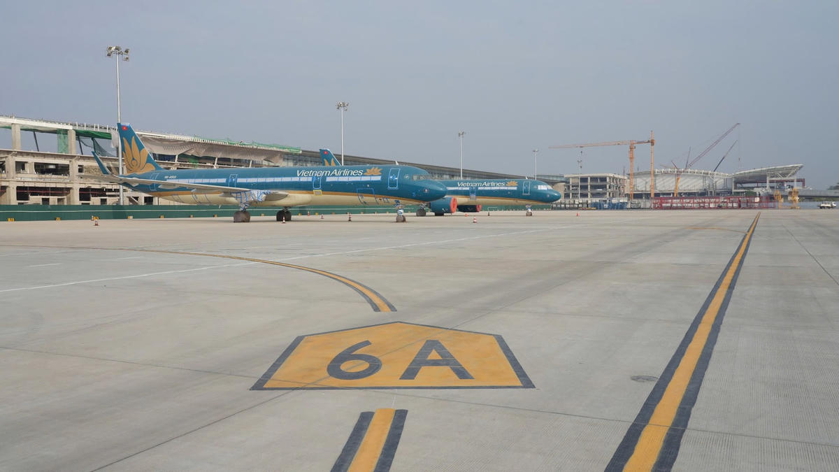 Các vị trí đỗ tàu bay mới đưa vào khai thác thuộc Dự án Mở rộng Nhà ga T2 Nội Bài (2)