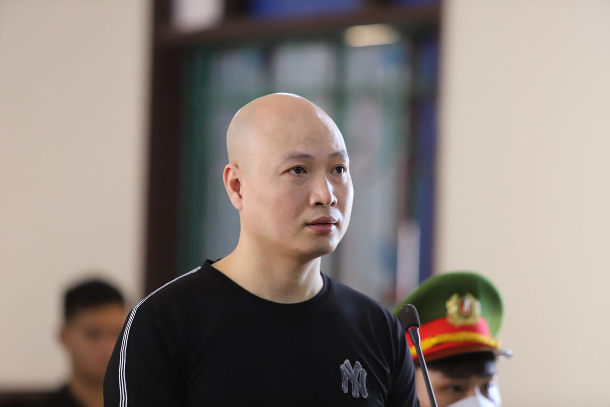 Bị cáo Nguyễn Văn Sơn tại phiên xét xử.